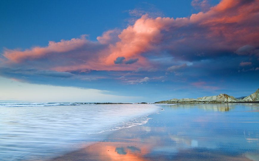 沙滩 蓝天云彩风景壁纸图片