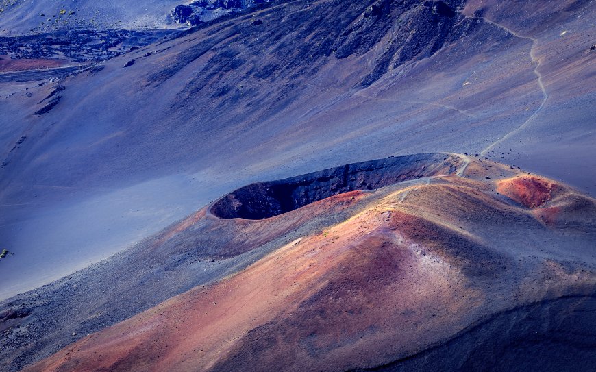 火山山口图片壁纸